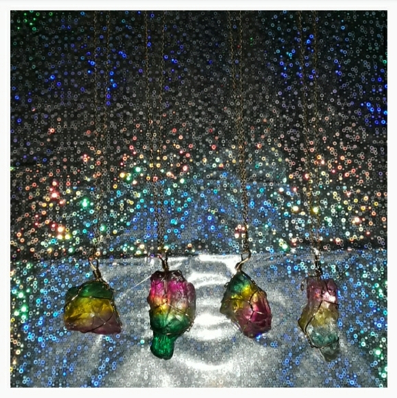 Quartz Rainbow Rock Necklace - Picture 2 of 8